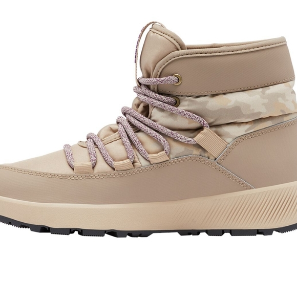 Columbia Slopeside Village Omni Heat Mid Size 9 - Picture 3 of 6